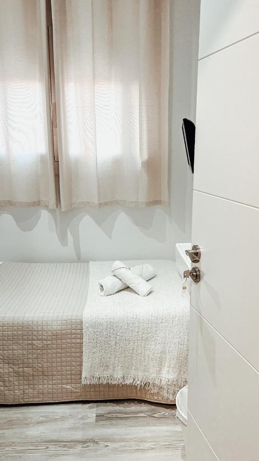 Hostal Ruta De Francia Barcelona Eksteriør bilde