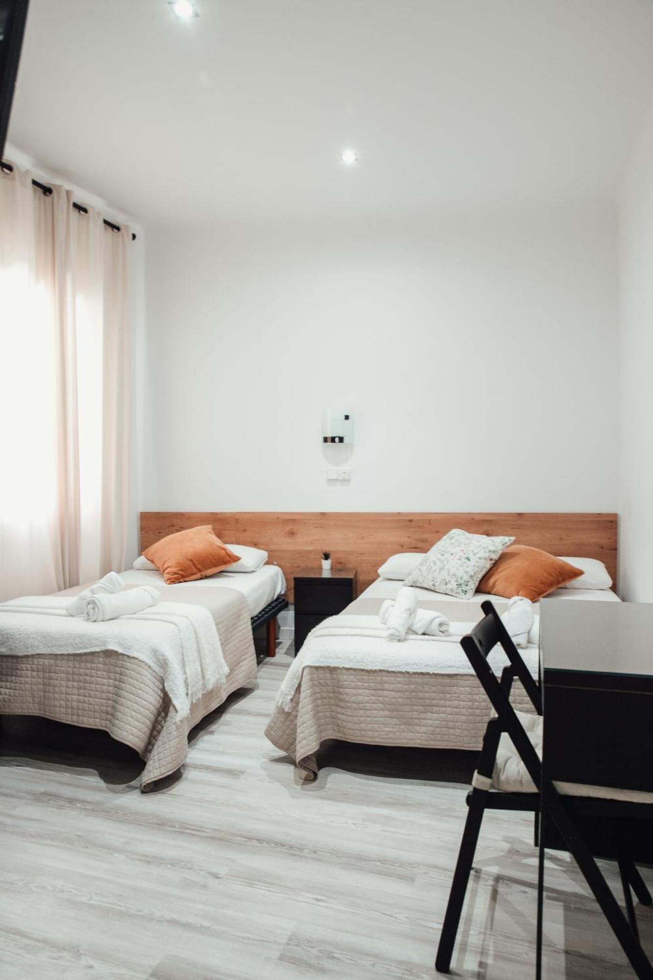Hostal Ruta De Francia Barcelona Eksteriør bilde
