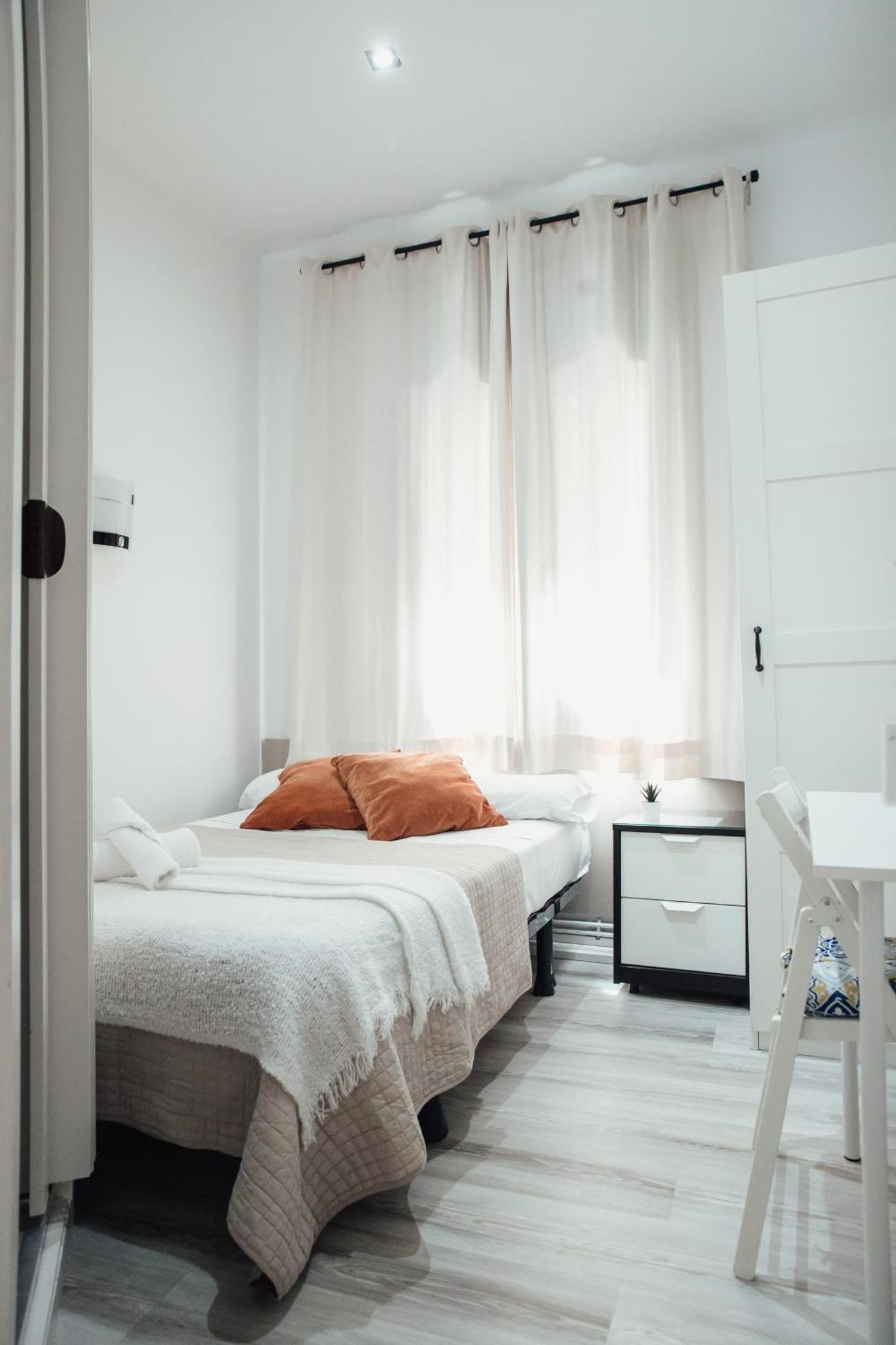 Hostal Ruta De Francia Barcelona Eksteriør bilde